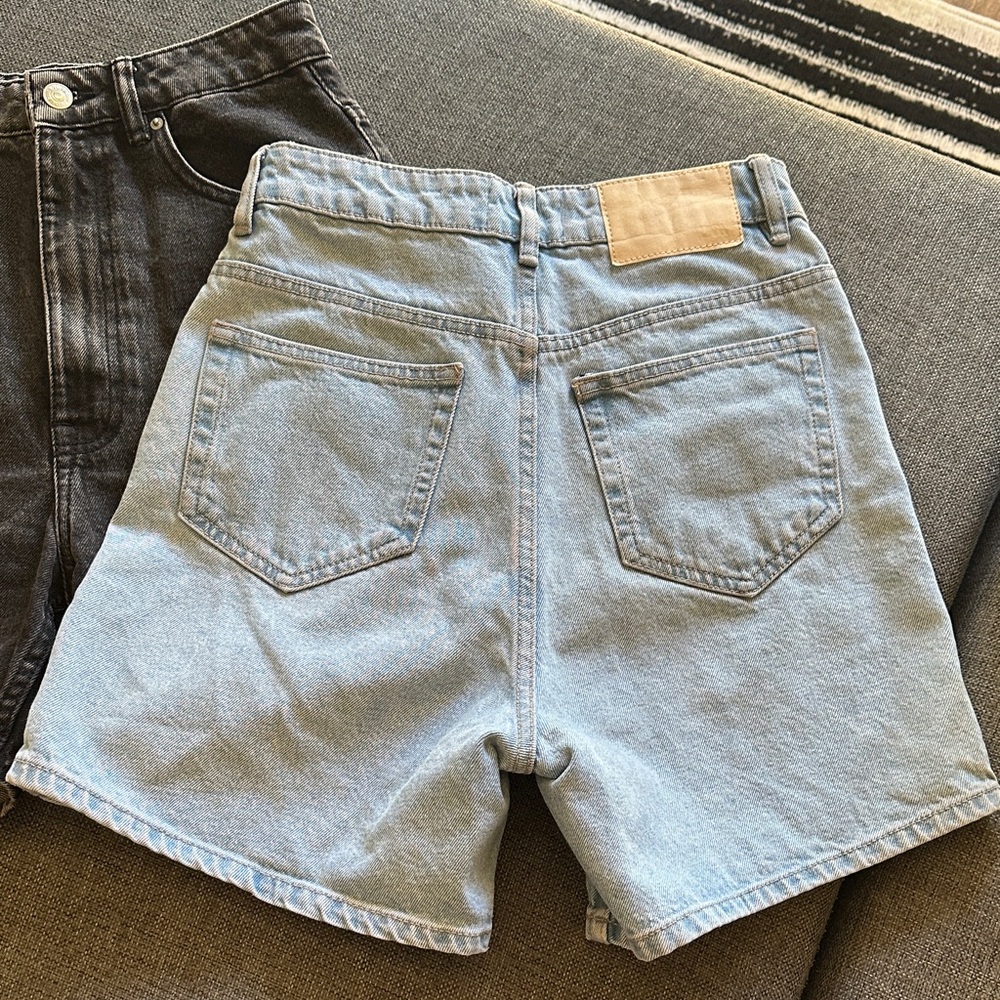 Zara Mid-Rise Denim Shorts Light Blue/Charcoal Black - Picture 9 of 14